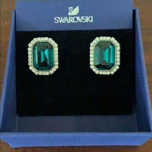 Swarovski emerald earrings